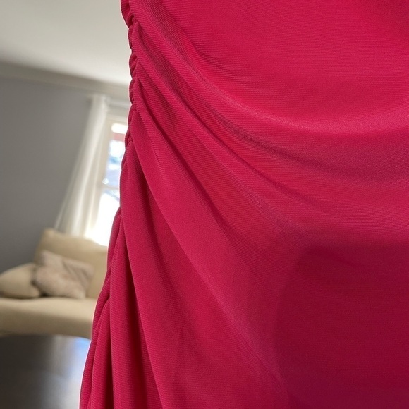 Ronni Nicole Dresses women’s hot pink/ Fuchsia sleeveless , Cowl neck dress . - Picture 4 of 5
